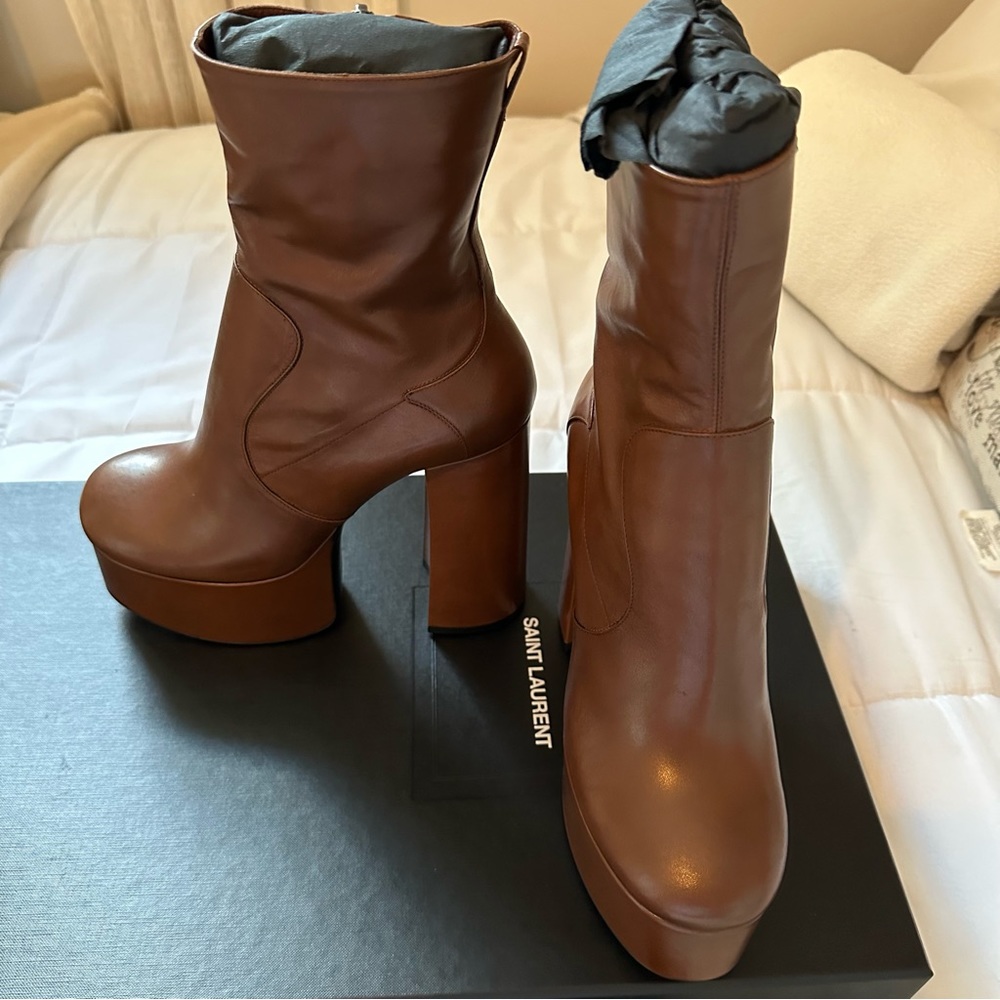 Saint Laurent Billy 85 Platform Booties Butternut Fonce Canguro Anilina 38.5 New